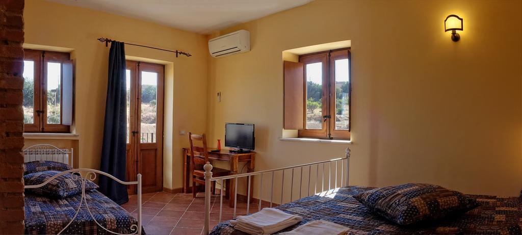 Agriturismo Passo Dei Briganti Agrigento Ruang foto